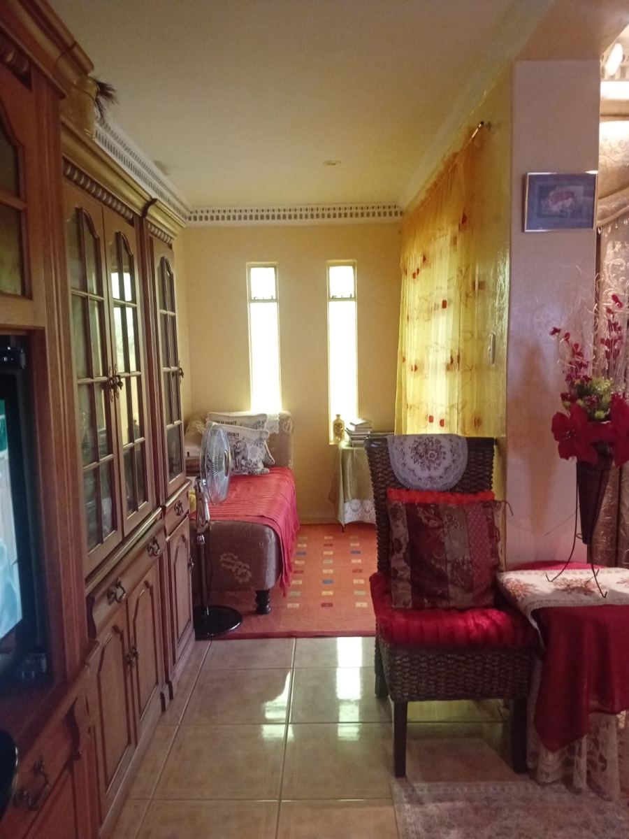 3 Bedroom Property for Sale in Kwa Nobuhle Eastern Cape